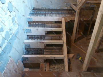 Армированные ступени в бетонной лестнице